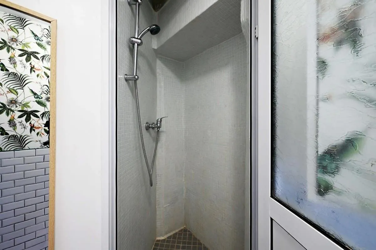 Updated In The Heart Of The Bustling Le Marais District * Paříž