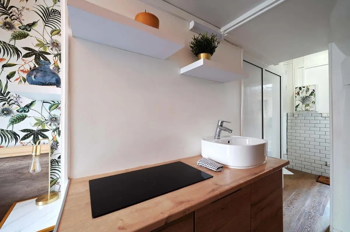 Updated In The Heart Of The Bustling Le Marais District Apartmán